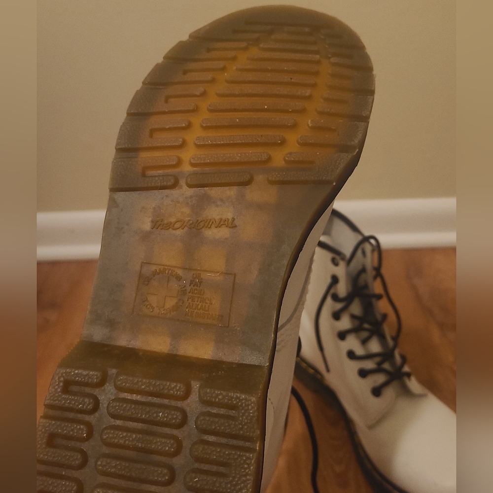 White Dr. Martens - Picture 5 of 8